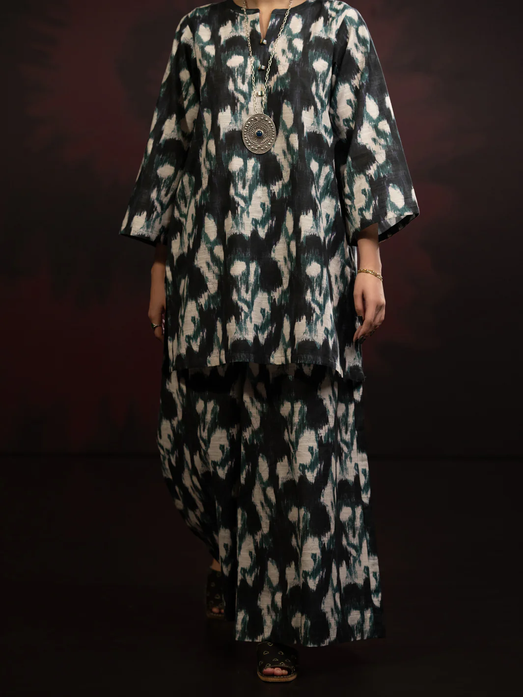 Teal Khaddar 2Pc Stitched - AL-2PS-LKS-1091 - Image 5