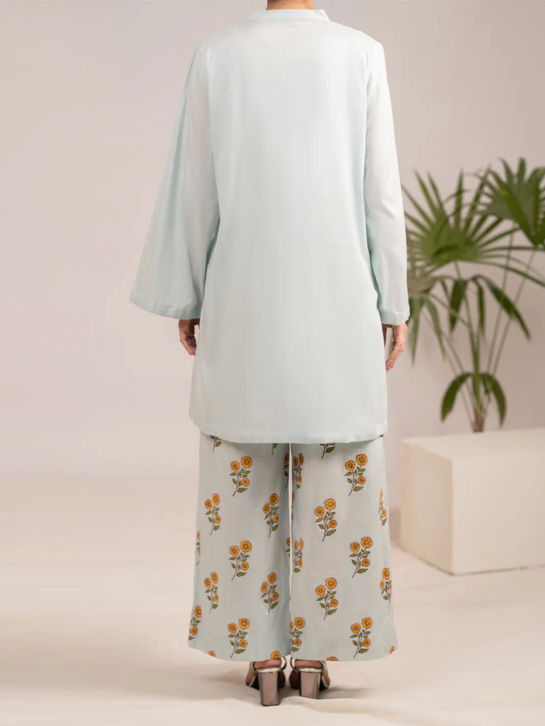 Ferozi Lawn 2Pc Stitched - AL-2PS-LKS-1108 - Image 3
