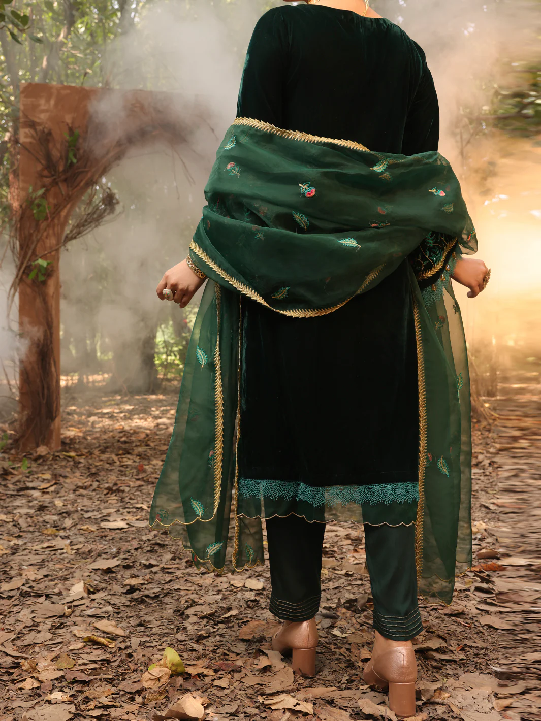 Dark Green Velvet 3 Piece Formal Stitched - AL-3PS-LS-389 - Image 2