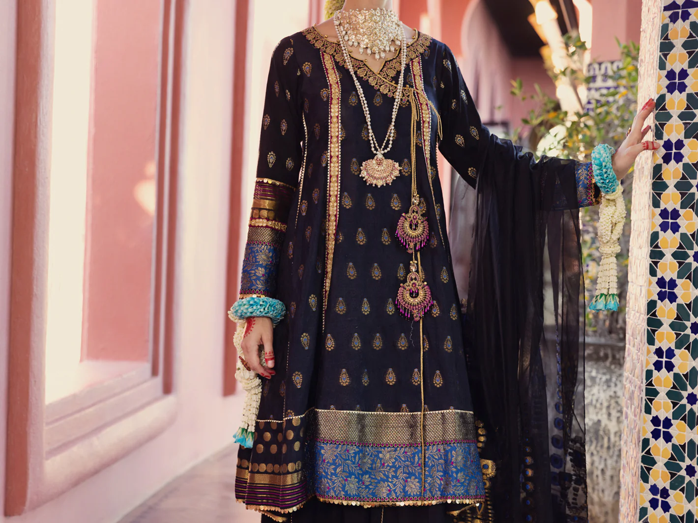 Black Yarn-Dyed Jacquard 3 Piece Formal Unstitched - AL-3PS-LS-UN-411 - Image 3