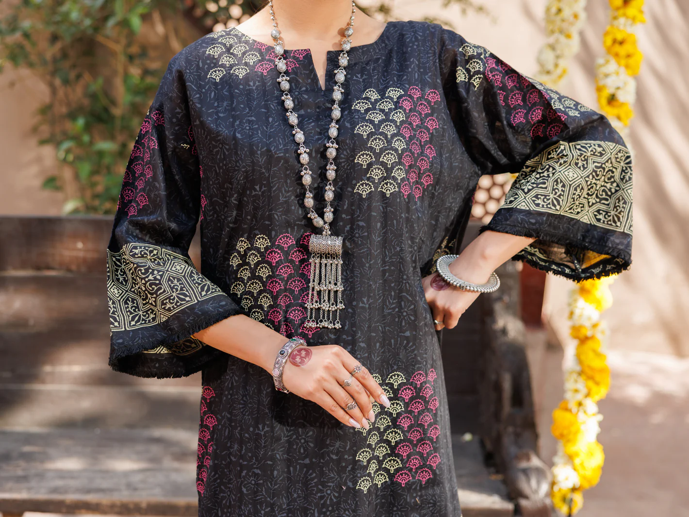 Black Dobby Kurti - AL-LK-1059 - Image 4