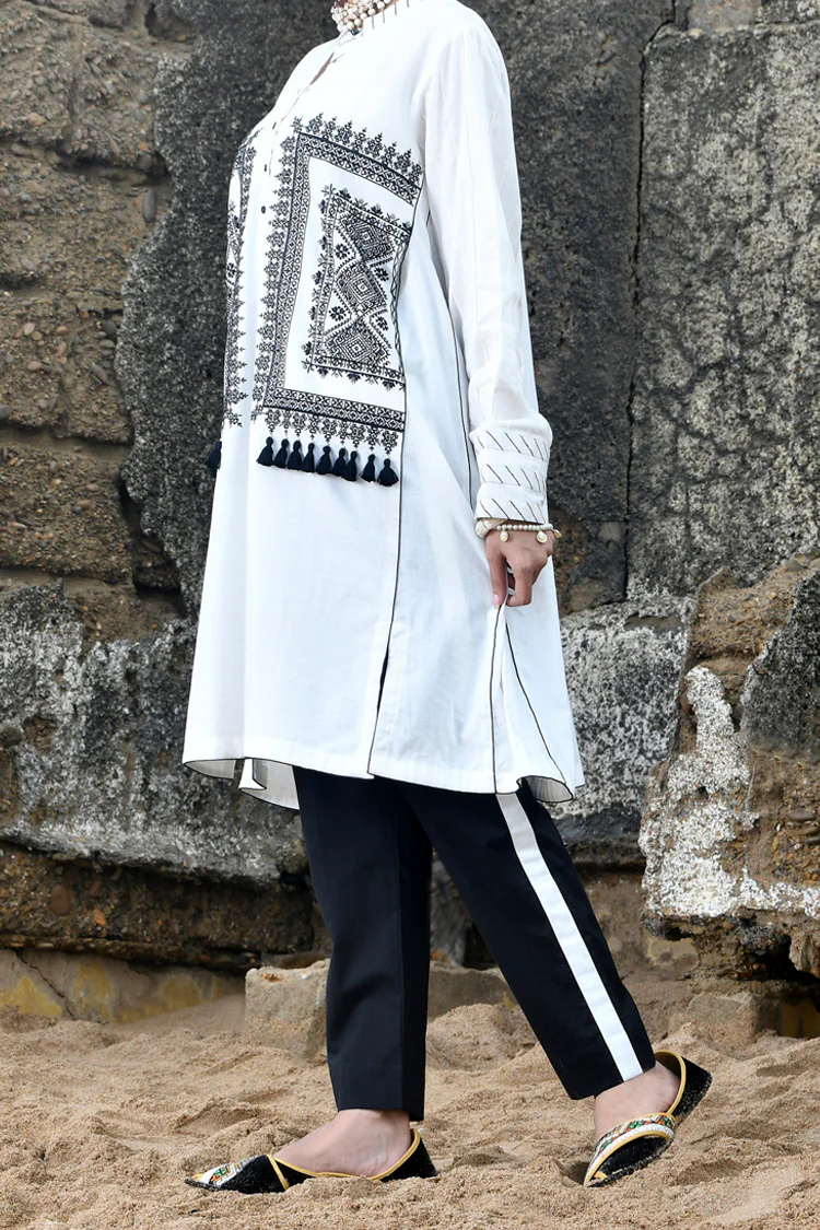 White Tunic - AL-LK-613 - Image 3