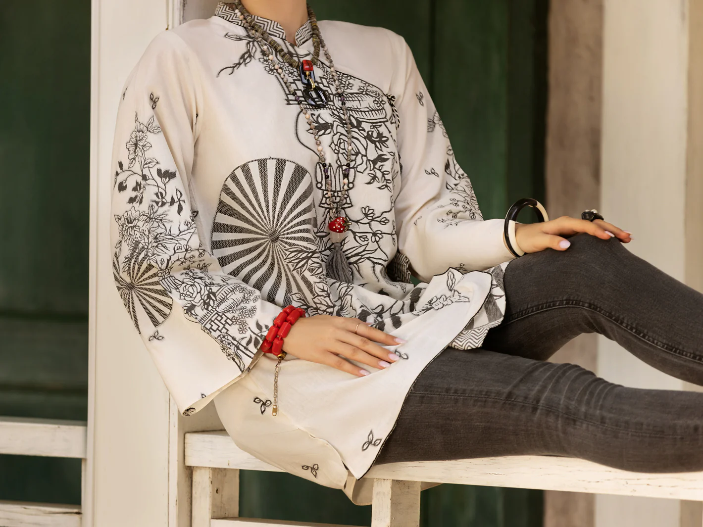 Black & White Kurti - AL-LK-895 - Image 4