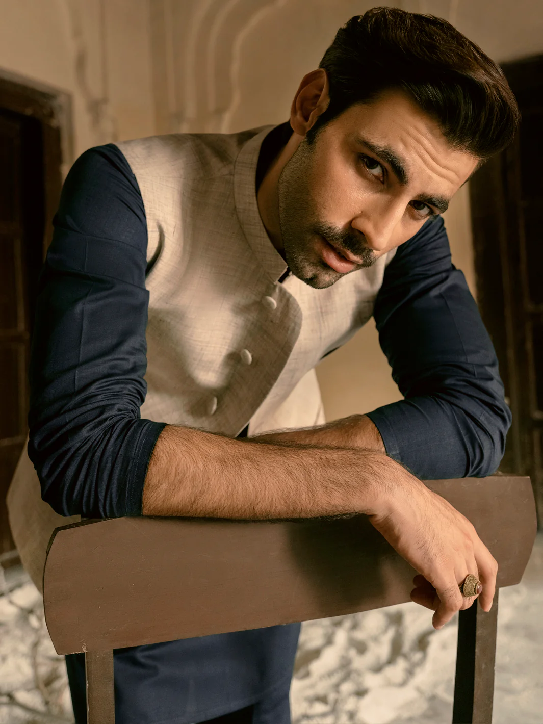 Light Grey Linen Waistcoat - AL-WC-423 - Image 2