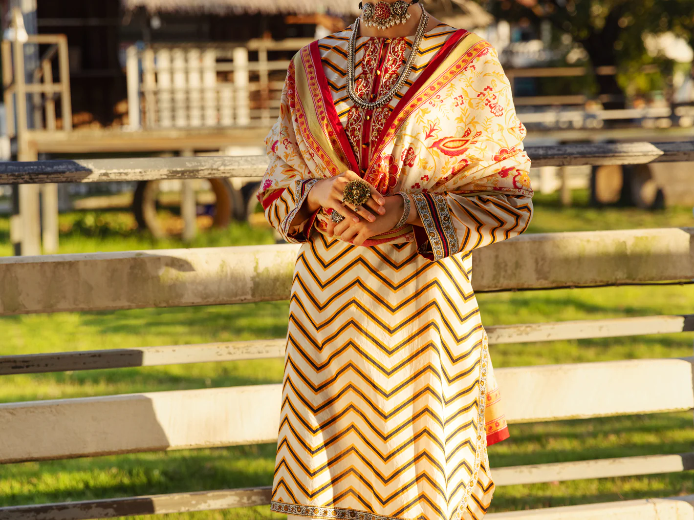 Cream Lawn 3 Piece Stitched - ALP-3PS-1509 - Image 3