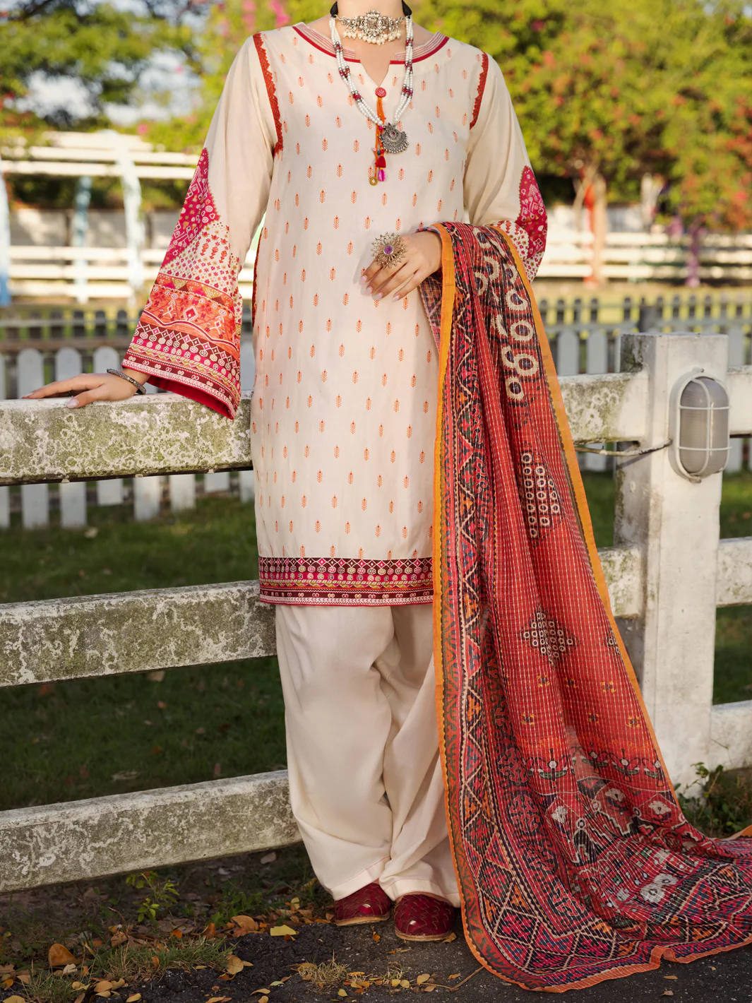 Cream Lawn 3 Piece Unstitched - ALP-3PS-1510