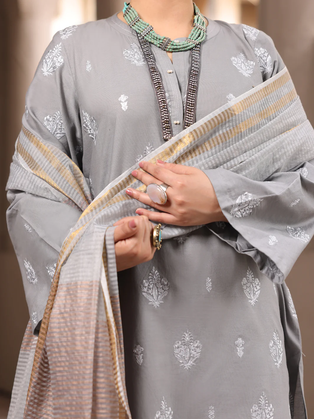 Grey Cambric 3 Piece Unstitched - ALP-3PS-1636 - Image 3