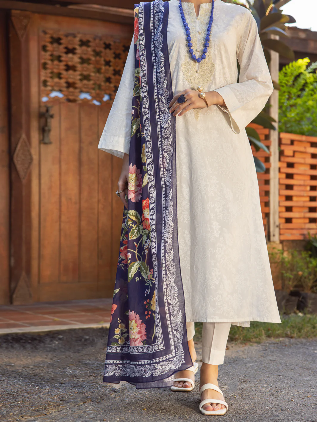 White Lawn 3Pc Stitched - ALP-3PS-1716