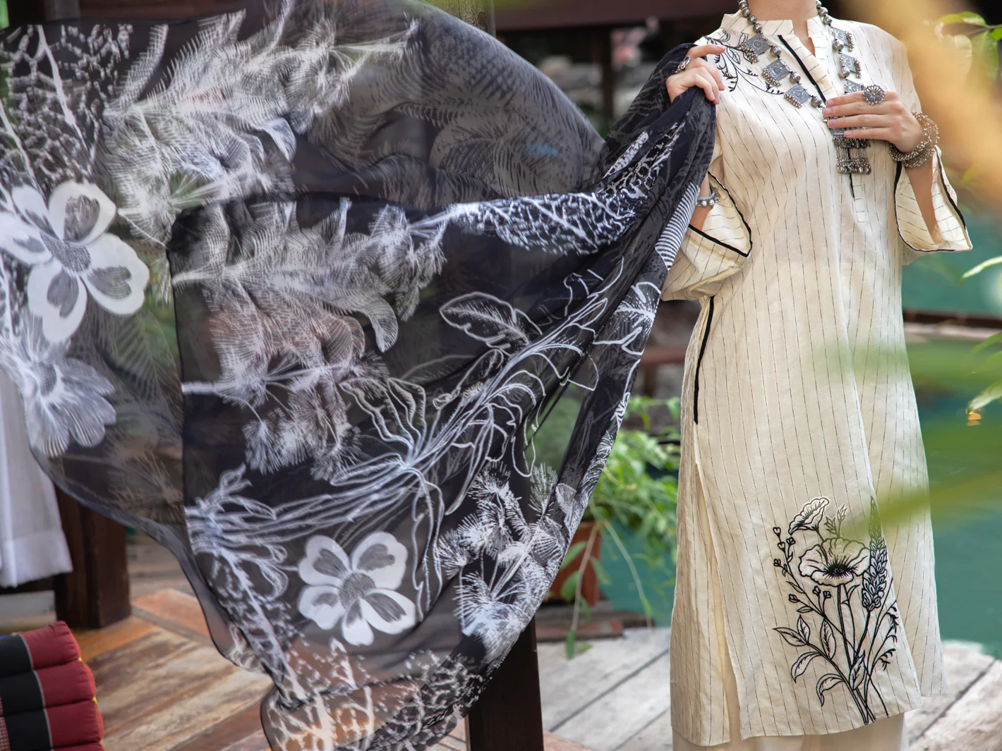 Off White Dobby 3Pc Stitched - ALP-3PS-1832 - Image 4
