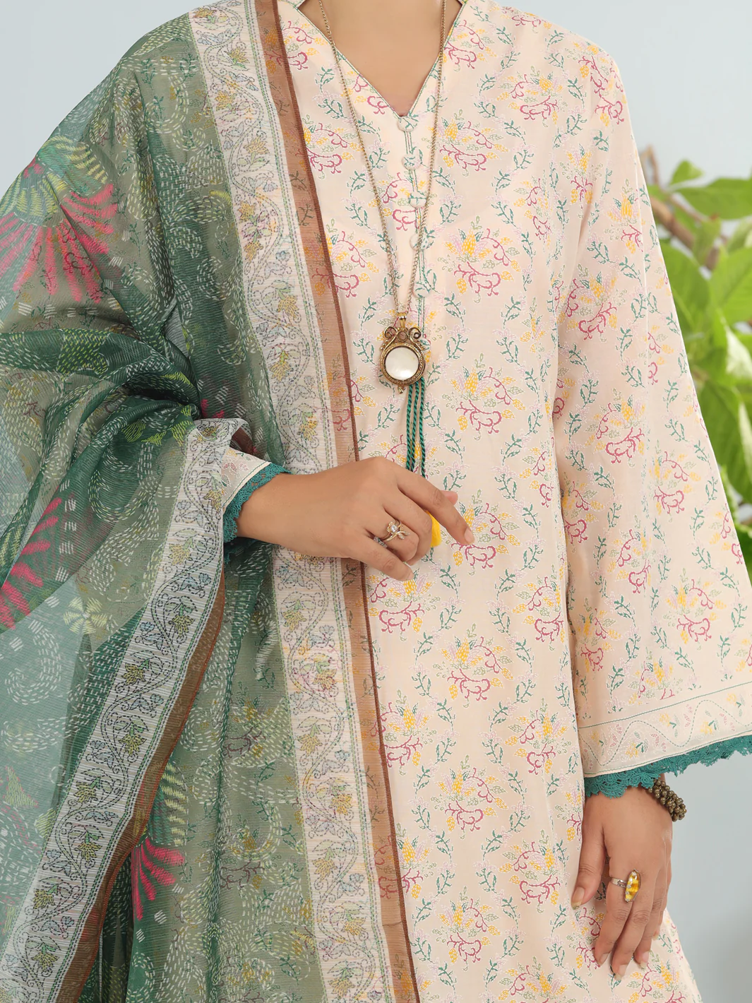 Beige Lawn 3Pc Unstitched - ALP-3PS-1900 - Image 4