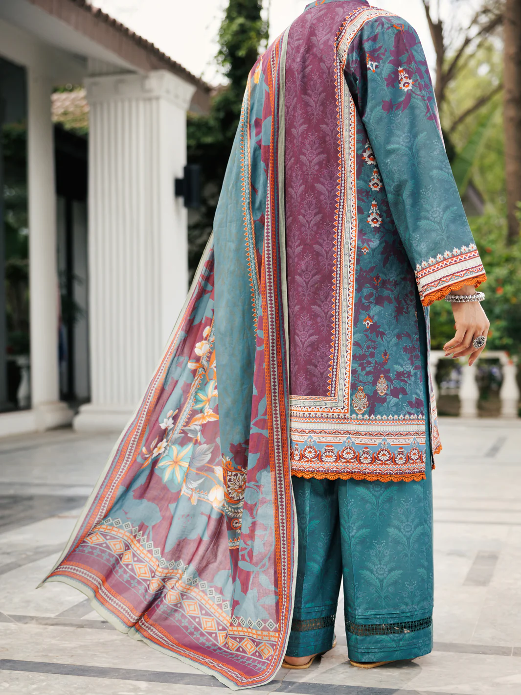 Green Lawn 3 Piece Stitched - ALP-3PS-2119 - Image 2