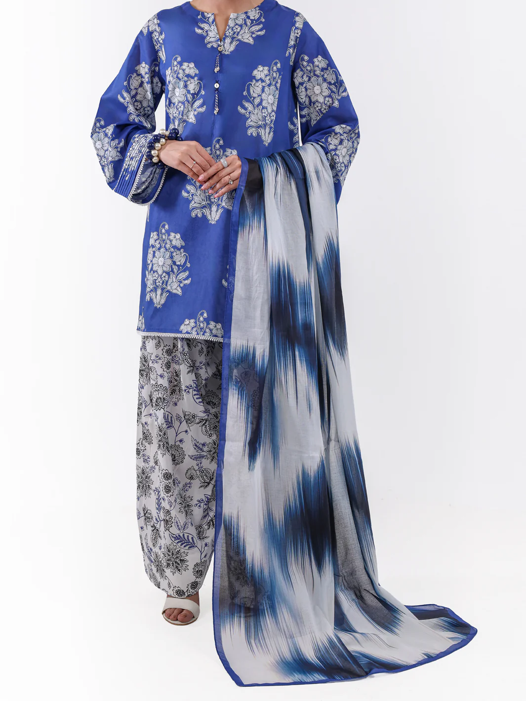 Blue Lawn 3Pc Unstitched - ALP-3PS-2385