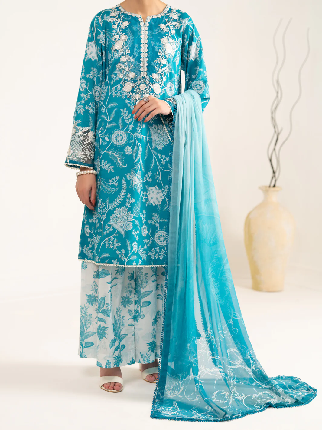 Aqua Blue Lawn 3Pc Unstitched - ALP-3PS-2404 - Image 4