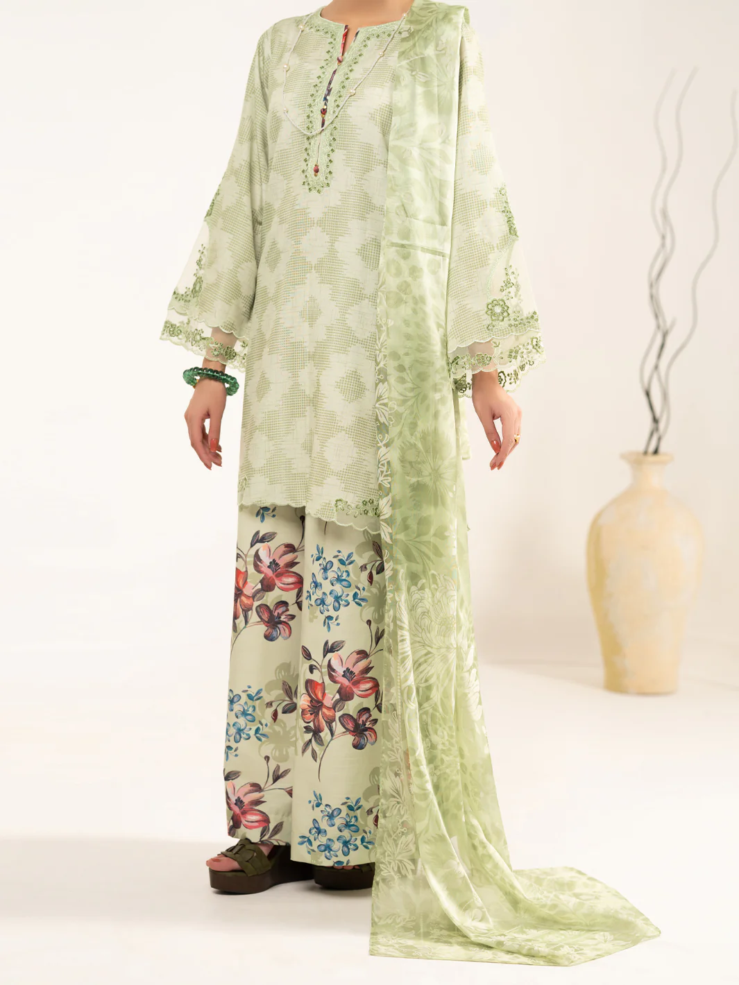 Green Raw Silk 3Pc Unstitched - ALP-3PS-2448 - Image 4