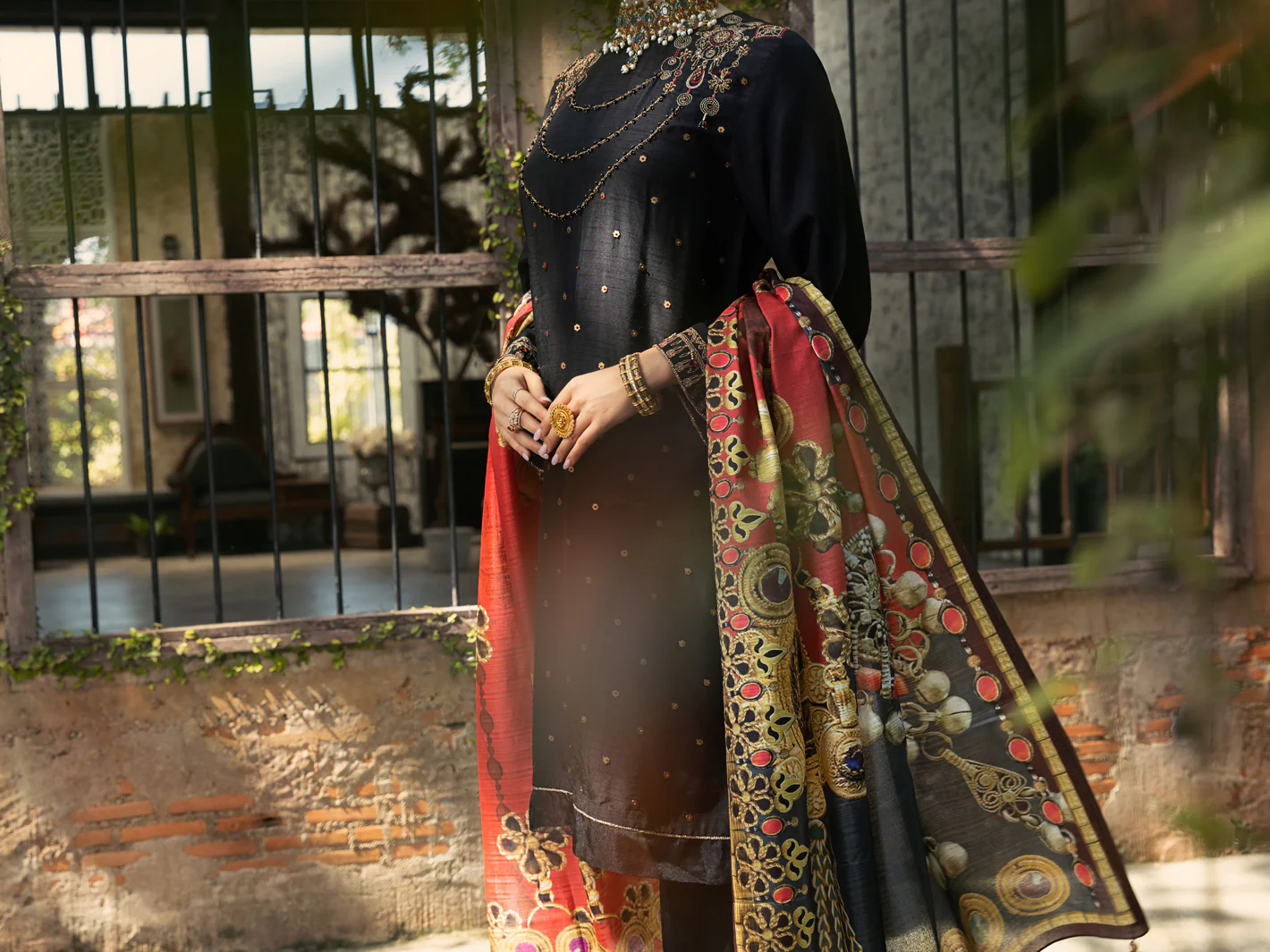 Black Raw Silk 3 Piece Stitched - ALP-3PS-430 - Image 4