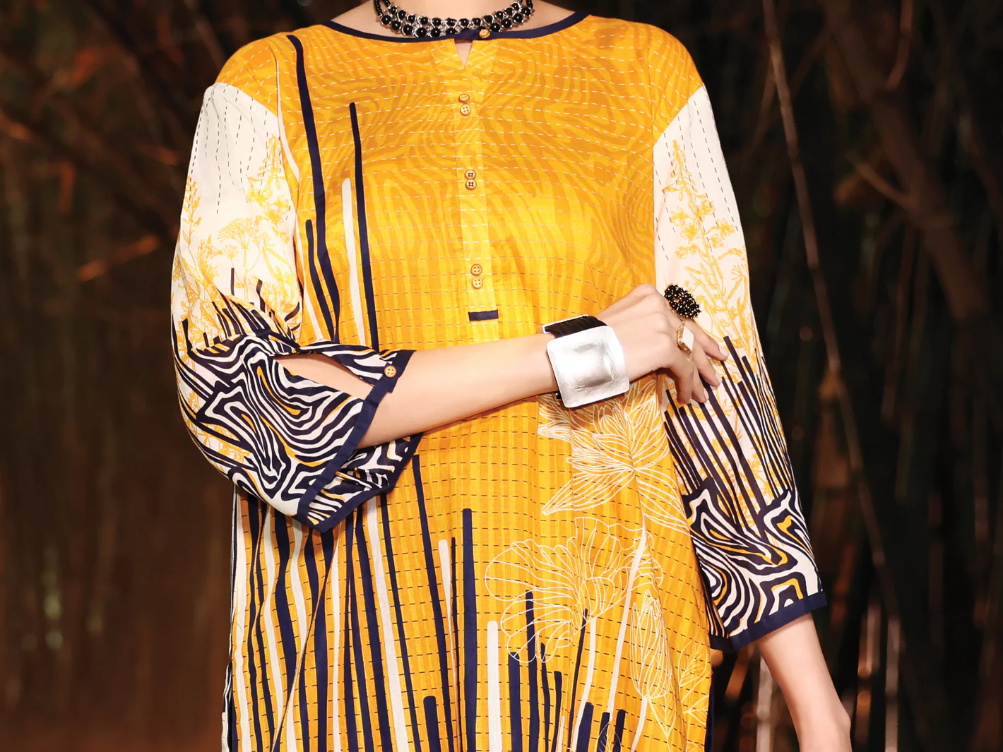 Yellow Lawn Tunic - ALP-LK-1020 - Image 4