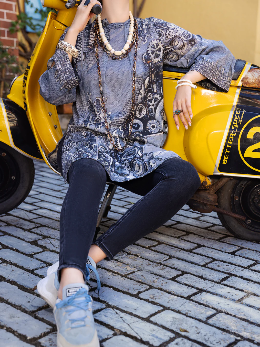 Grey Kurti - ALP-LK-1570 - Image 4