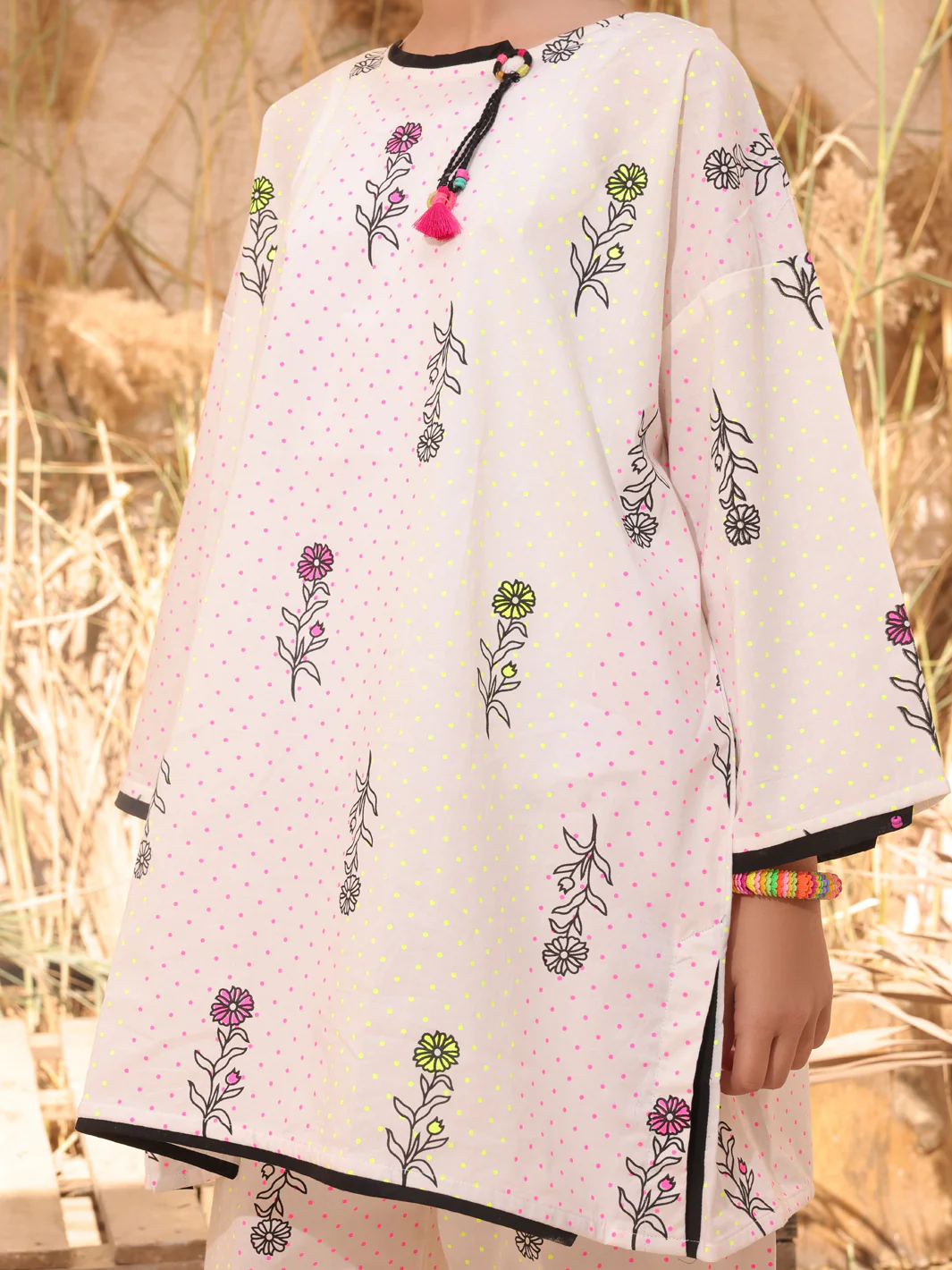 Off White Cambric 2 Piece Stitched - ALT-2PS-LKS-1032 - Image 3