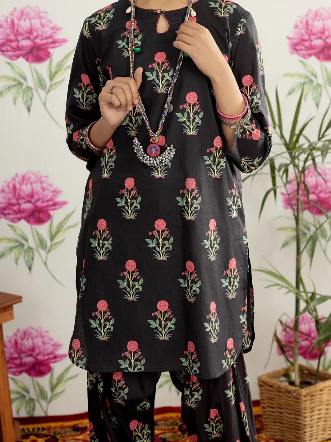 Black Lawn 2 Piece Stitched - ALT-2PS-LKS-1107 - Image 3