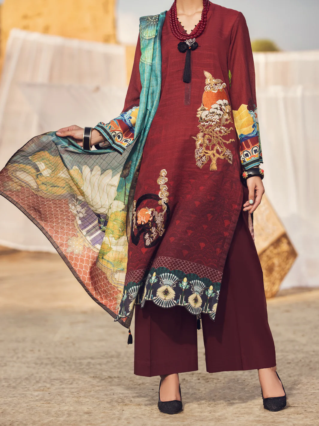 Maroon Khaddar 3 Piece Unstitched - AWP-3PS-340 - Image 3