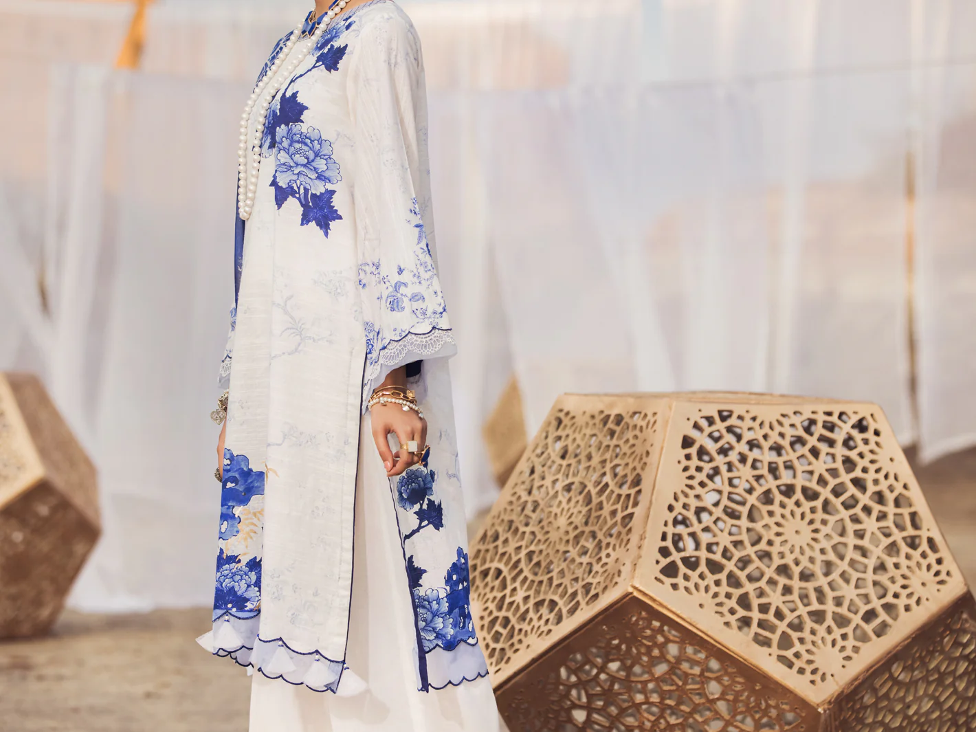 Blue 3 Piece Khaddar Unstitched - AWP-3PS-344 - Image 3