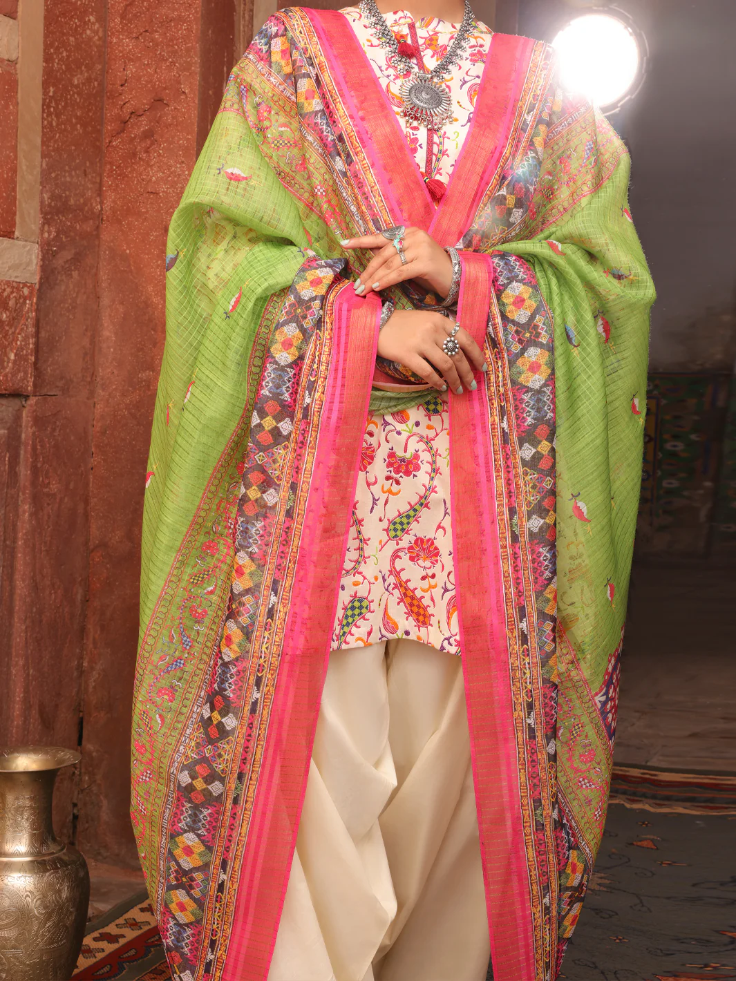 Ivory Cambric 3 Piece Stitched - AWP-3PS-407 - Image 4