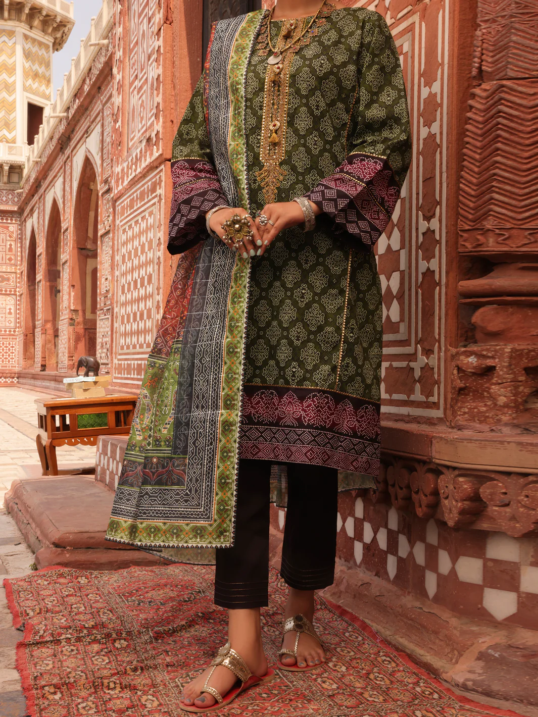 Green Cambric 3 Piece Stitched - AWP-3PS-410 - Image 4