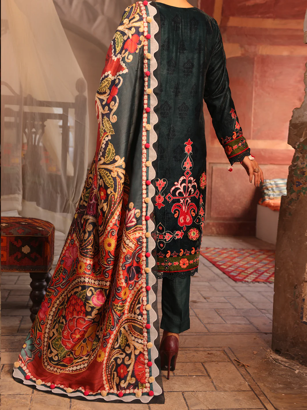 Turquoise Velvet 3 Piece Stitched - AWP-3PS-446 - Image 2