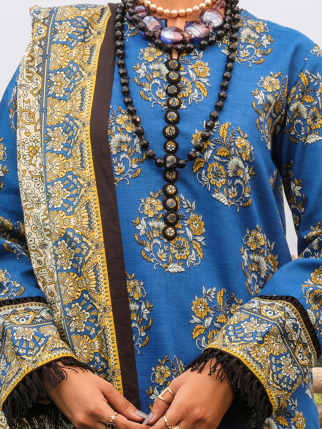 Blue Khaddar Unstitched 3 Piece - AWP-3PS-514 - Image 3