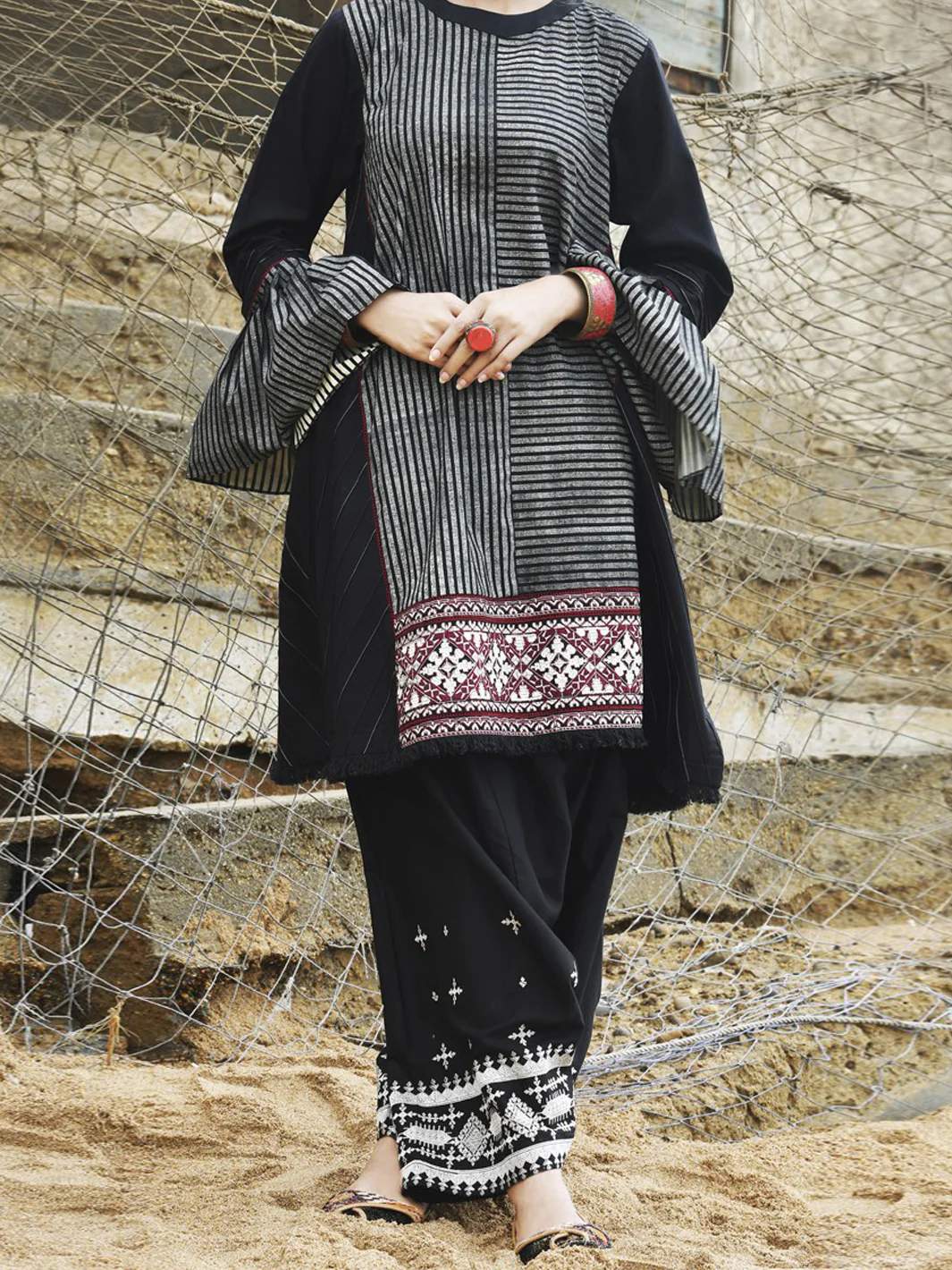 Black Tunic - LK-610