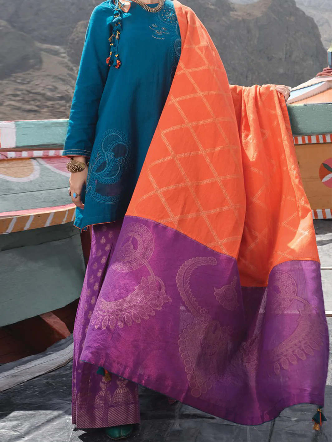 Ferozi Khaddar 3 Piece Stitched - AWP-225